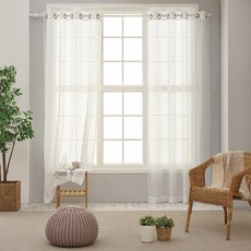짧은창레이스커튼