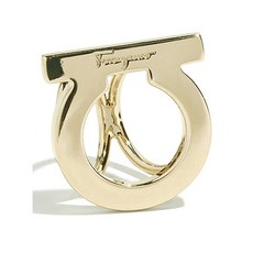 페라가모스카프링