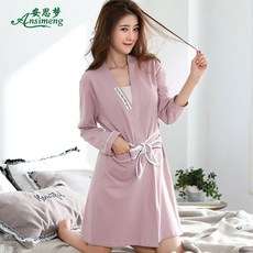 5e53daeeb0ee68dbbe1893640e75f3debe3b4b8e1128b862d7d49af2cb1d.jpg