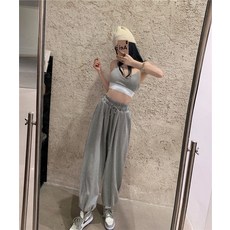 9fff9f6c31ac917b8dd29c71a79576c9e1bff2d2317f86047c0e18c1bad4.jpg