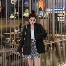 f4405b37d4233a998b08a8764dc41ba252da87b7d6fc51a3063de4bbdcbc.jpg