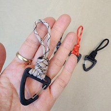 [판매량급상승]로프 파라코드 매듭 키홀더 캠핑 등산 걸이식 고리[아주머니몰], 베이지, 1개