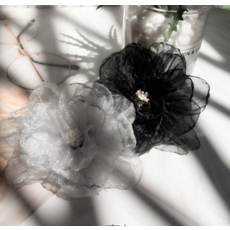 오간자꽃코사지