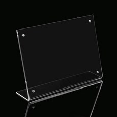 쇼케이스700