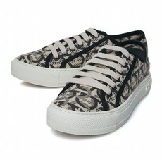 페라가모여성스니커즈