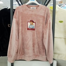 [에꼴리에] 20년 겨울신상품! **고품질 중저가격** **벨벳 원단** 주니어 여아용 벨루아 소재로 부드럽고 융기모로 가볍고 따뜻하며 멋스러운 베레모 소녀 벨로아 맨투맨티 20D1468-PK 티셔츠