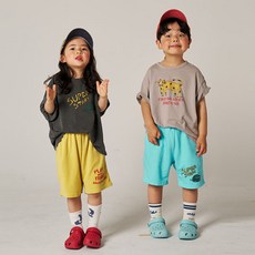 보네오네 볼빨간치타티셔츠