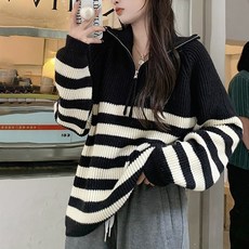 폴로하프집업니트