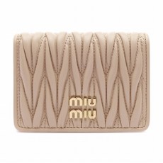 [미우미우] 24FW 여성 마테라쎄 카드지갑 (5MC103 2FPP F0236 24F)