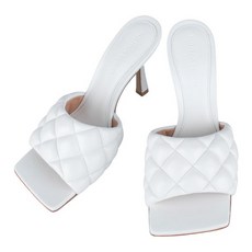 보테가베네타뮬