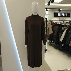 블루페페 주머니 언발 터틀 니트 원피스 _P204KSE901