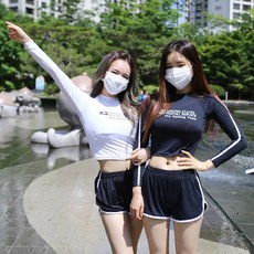 f7217c1cd8a468947ed53eb99fc9bd6a43fc00fb1f3cc28a2e51797af35d.jpg