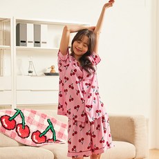 9f4b0789cd5a3dbd70966dbd481723ec68329d4fa376636eb1aae58d4043.jpg