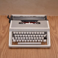 //상품명