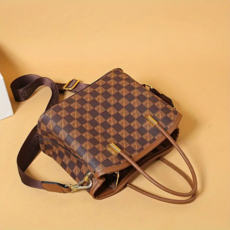 1/1+1클래식 숄더 백 다용도 가죽 프린트 숄더백 이탈리아 디자이너의 정교한 디자인 여성 핸드백 백