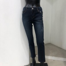 0d7cfba5bb002a6b786d012189e2c6ff75a7351c129905a769d0b71ebad6.jpg