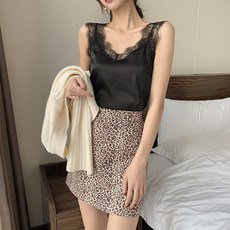 트레이드식스 실크캐미솔 레이스 끈나시 여성 이너웨어 섹시 이너와 아우터 숏 런닝 배합 셋업 누에실