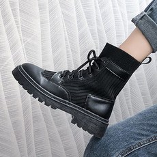 니트레이스업블랙워커