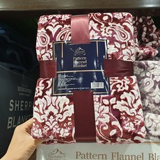 cb32f5636b42273772f839f31a521e2daad800d77fd31686bc4adc2a10ba.jpg