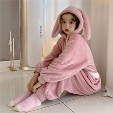 90e8a709d532ad404ca1f6b7288d7d306256fa8ab2cbda88c4f6406823f6.jpg