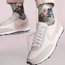 나이키데이브레이크핑크