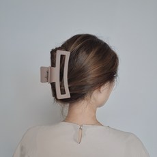 9b323d7e55fd8ac0a72f2f309b85756c5306ef68615a8e91fd4fa10447a7.jpg