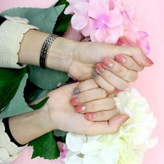 dfaccdd32afd76bd33b4c6c70829c22029fafca36299b9d4d36b8b1a77e6.jpg