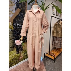 써스데이아일랜드점프슈트