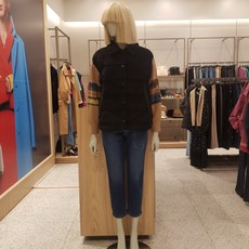 베네통숏패딩