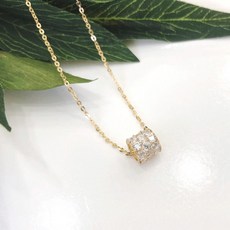 화이트골드팬던트