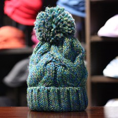 파란색방울비니