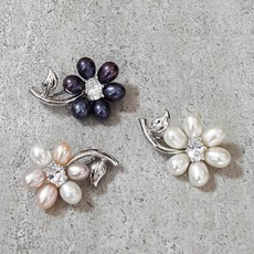 꽃모양브로치