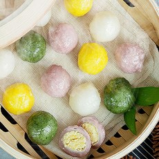 국산감자를 갈아 반북한 전통손감자떡! 모듬 감자떡 700g, 2개