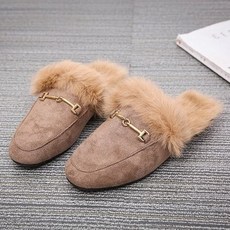 스페셜원 골드 체인 스웨이드 뮬 털슬리퍼