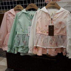 76c458d0-7dbc-4fb0-87cb-259192127f4c.jpg