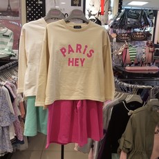 ea53014f-ae6f-42e2-9f7d-fbbeeea41474.jpg