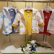 아가방 초특가 여름 베이비페어 느낌 부드러워 바람쑝쑝 매쉬 쿨 바람막이 여름점퍼! 에어컨바람이 맘에 걸릴때~여행갈때~반소매가 쫌 빠를때 요거요거! 컬러도 찐 이쁜 아이!