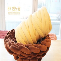 울마트/자이언트벨벳/자이언트얀 벨벳/1kg/자이언트얀/자이언트페브릭/털실/핑거니팅/밸벳/벨벳/뜨개질/가방실/뜨개실/코바늘/페브릭/페브릭얀/모자실/목도리/매트/손뜨개/망고실/두꺼운실, 67 연노랑, 1개