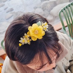 BEEU 비유 고운 매화꽃 한복 머리띠 + 매화꽃 노리개 세트 (머리띠 1EA + 노리개 1EA SET)