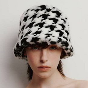 포에지담 fur meatel hat