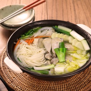 동대문식 닭한마리 칼국수 밀키트 (2인분), 1개, 1.28kg