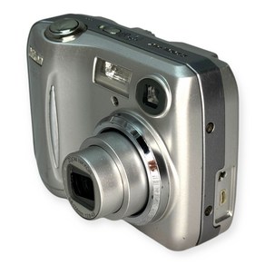 니콘 COOLPIX 4100 4.0MP 디지털 카메라 실버 테스트