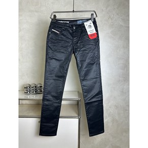 diesel SS22 남성 로우 허리 지퍼 슬림 워싱 청바지 블랙 A0359409J30-02