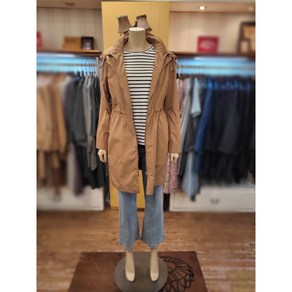 [BCBG] 비씨비지 클래식 후드 바람막이 코트 B4B3N701