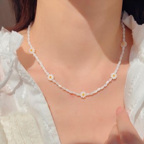 [제작/당일] 천연 자개 데이지 꽃 은목걸이 daisy necklace