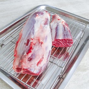 [이겼소] 투뿔 한우 냉장 사태 700g 수육용 찜용 앞사태 뒷사태 아롱사태 깔끔한 손질, 1개