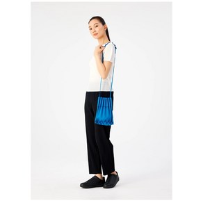 이세이미야케 플리츠 크로스가방 me ISSEY MIYAKE TRUNK PLEATS BAG 12