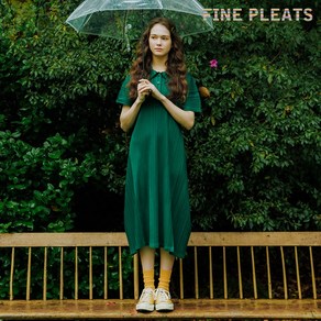 [FINE PLEATS] 피네 플리츠 반팔 카라 원피스 딥 그린