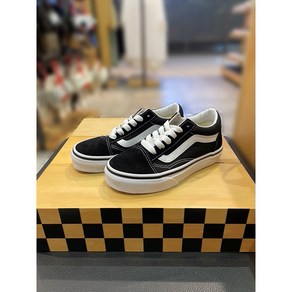 VANS 반스 키즈 코어클래식 Old Skool 올드스쿨 운동화 VN000W9T6BT