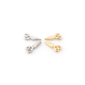 비즈아이 [7069-05]메탈펜던트 초미니가위 5x6mm 1개